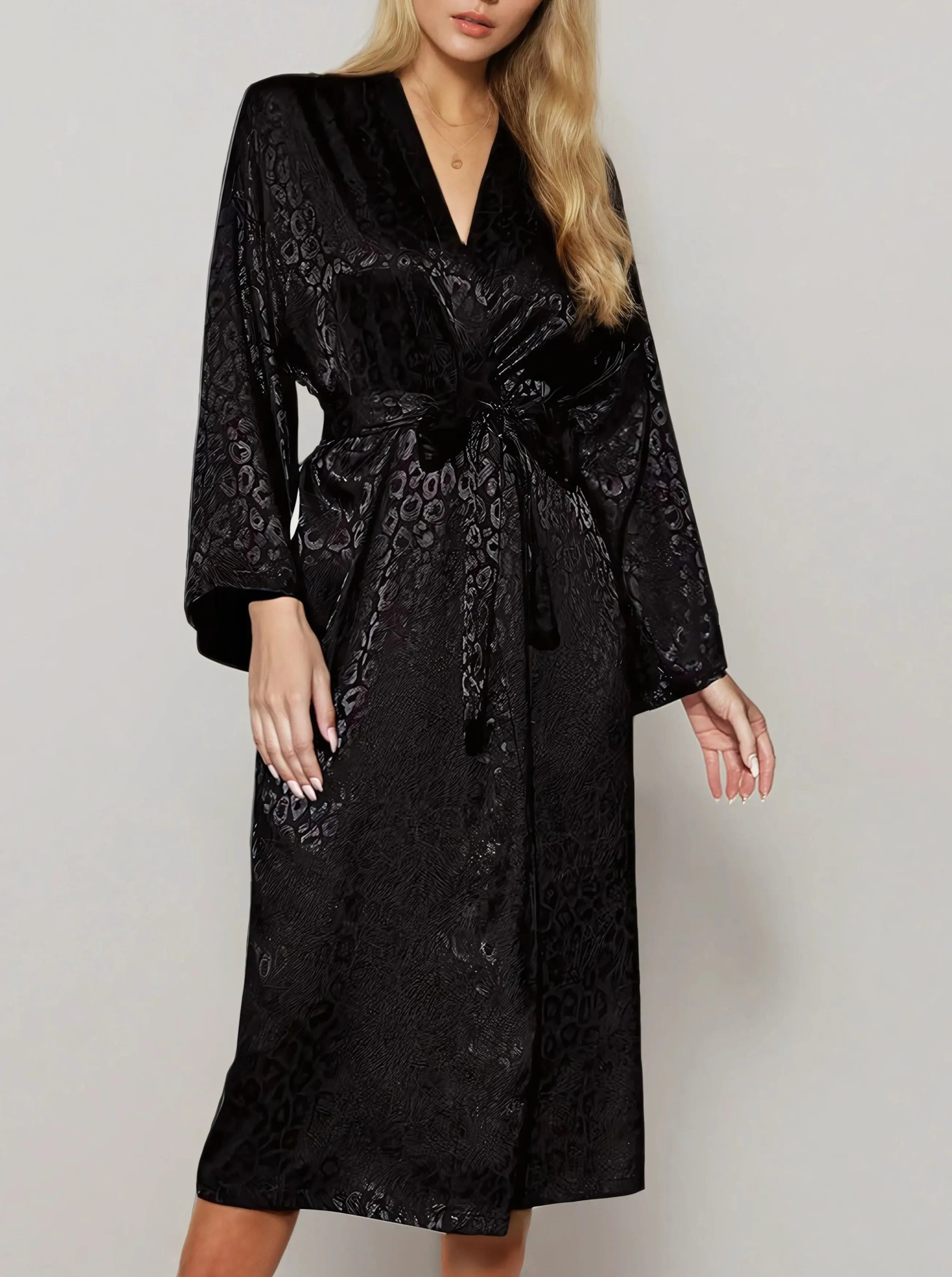 Women's Robe Black Print Leopard Bathrobe - Guan