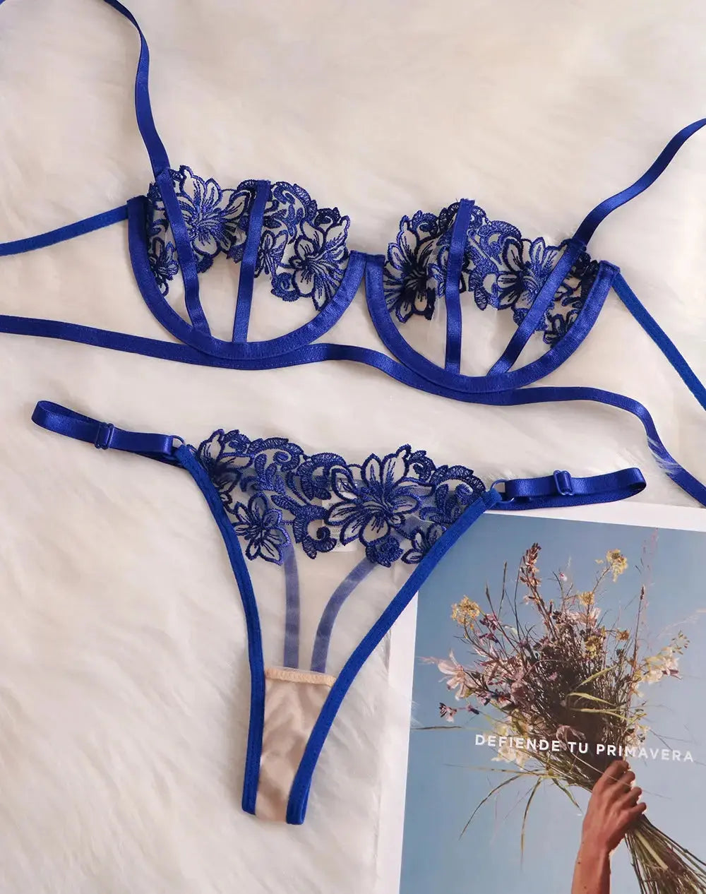 Guan Cobalt Lace Bra