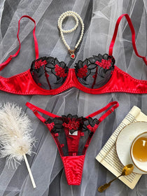 Fancy Luxurious Floral Lace Lingerie Set