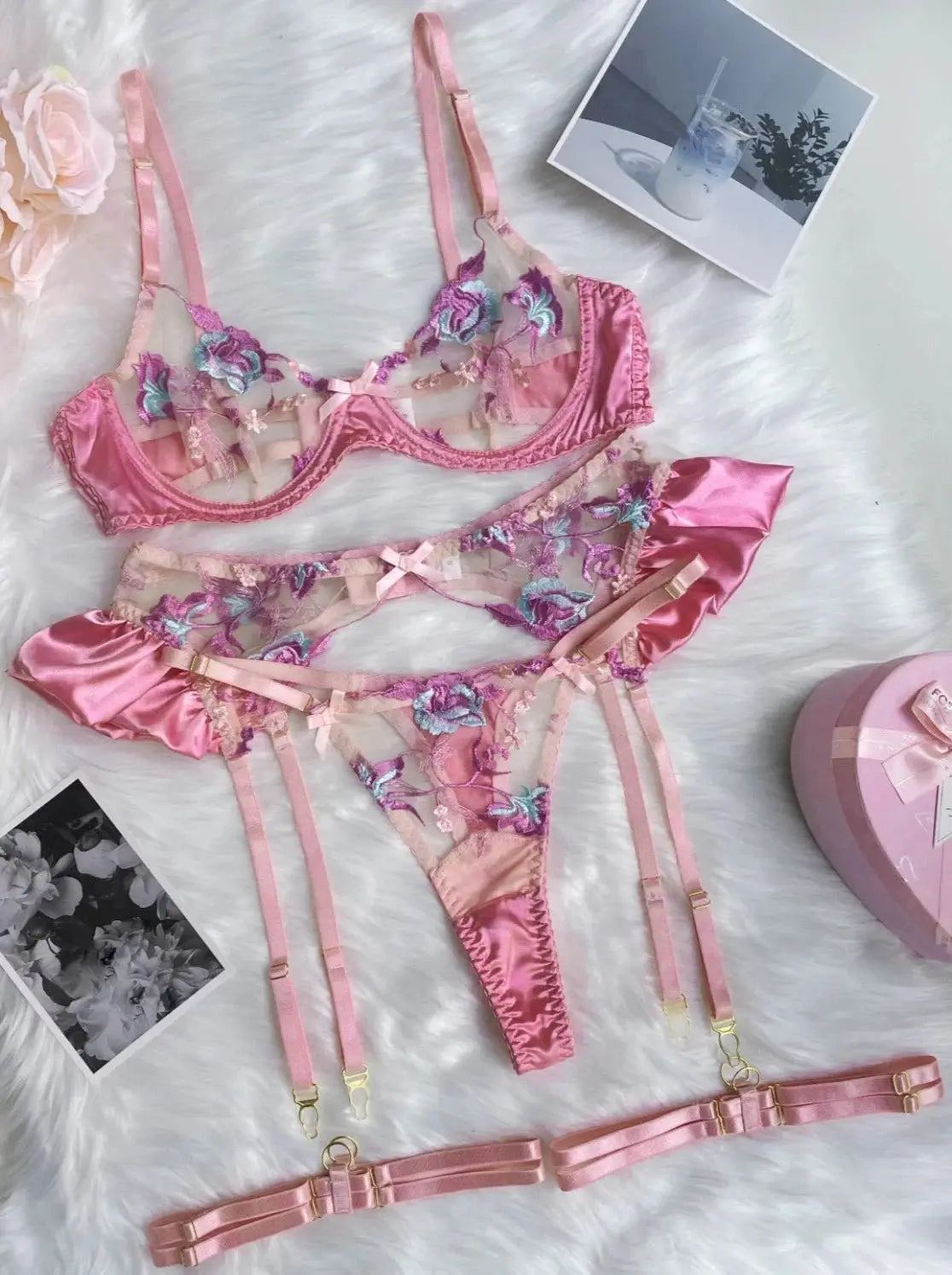 48125313876233|48125313909001|48125313941769