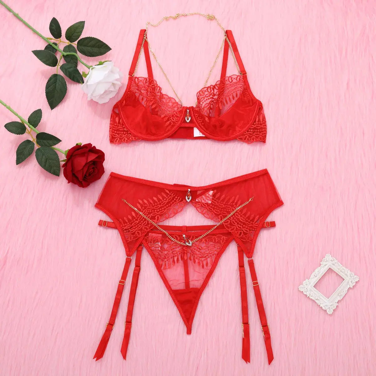 Ellolace Valentine Lingerie with Chain Sexy Adult Female Underwear g-String See Through Lace Fancy Exotic Sets Romantic Bra Set Guan